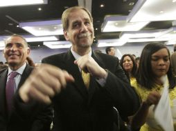 Basave llama a militantes del PRD a superar defectos y limitaciones para seguir siendo un partido útil al país. SUN / J. C. Reyes