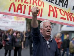Los cambios en el sistema de pensiones de Grecia fueron exigidas por los acreedores como condición   para el tercer rescate del país. AP / P. Giannakouris