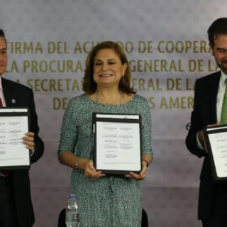 La PGR y OEA firman convenio contra delitos electorales