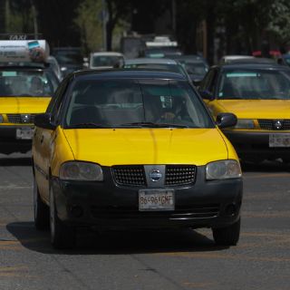 Corrigen: 5 mil taxistas pagaron padrón falso
