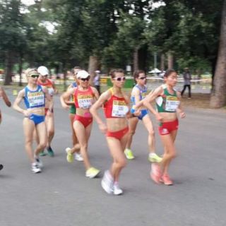 Marchista 'Lupita' González gana plata en Roma