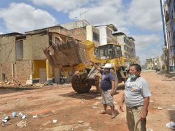 Se construirán 25 unidades educativas provisionales en las provincias más afectadas. AFP / R. Buendia