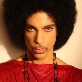 Familia de Prince planea un servicio conmemorativo