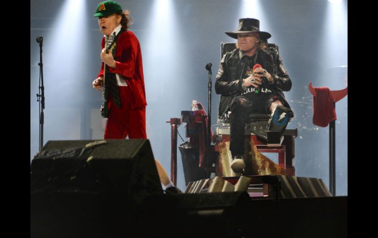 Rose, líder de la banda Guns N' Roses, será el vocalista del grupo tanto en la gira europea como en Estados Unidos. AFP / P. De Melo