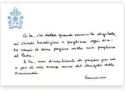 El Pontífice, en su primer mensaje escrito a mano a sus seguidores de Instagram, pide que recen por él. INSTAGRAM / @Franciscus
