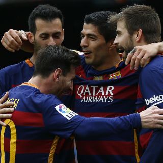 Barcelona se divierte y golea al Espanyol