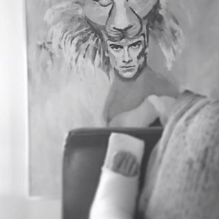 Carlos Rivera sufre esguince durante función de 'El Rey León'