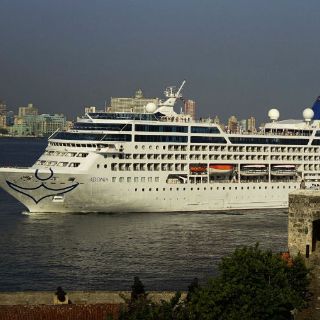 Regresa a Miami el primer crucero entre EU y Cuba