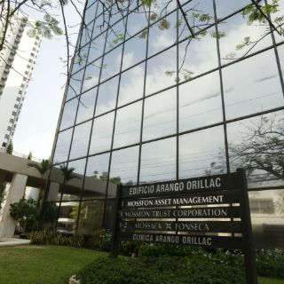 Ecuador busca cooperar con Panamá en caso de filtraciones