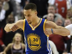 Curry barrió en la votación por el MVP, recibiendo los 131 votos de primer lugar para el premio, según se informó. AFP / S. Dykes