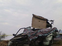 Dentro del vehículo sedán se encontraron además dos personas lesionadas. EL INFORMADOR /