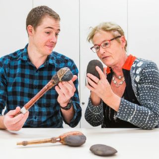 Hallan posible fragmento de hacha más antiguo del mundo en Australia