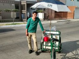 David Hernández agradeció que no le pasara nada a él ni a su carrito. EL INFORMADOR / T. Villaseñor