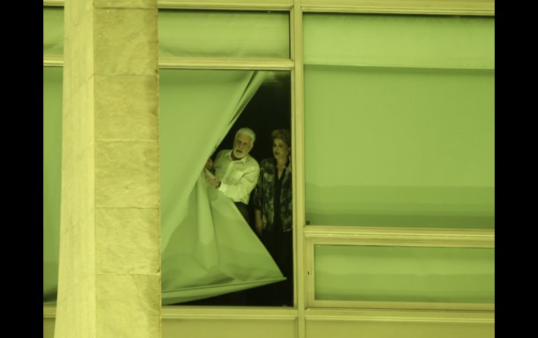Pertenencias personales de Rousseff fueron llevados hacia el Palacio de la Alvorada. EFE / F. Bizerra