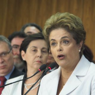 Evo Morales expresa indignación por 'golpe congresal' en Brasil