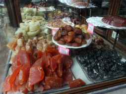 Los niveles altos de azúcar están asociados con la obesidad, la diabetes Tipo 2 y ciertos tipos de cáncer. NTX / ARCHIVO