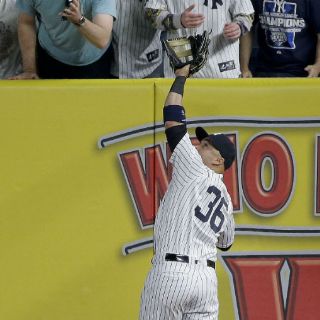 Yankees vence en casa a unos alicaídos Reales