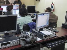 Algunas computadoras tienen hasta 13 años de antigüedad. Inclusive hay equipo que se quemó por fallas en sistemas. EL INFORMADOR / ARCHIVO