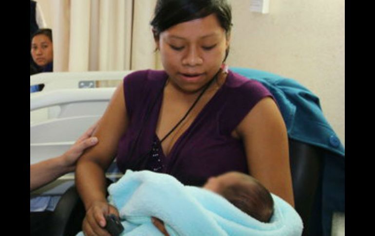 Es importante saber que no arruinarás la vida sexual de tu hijo si quieres circuncidarlo. EFE / ARCHIVO