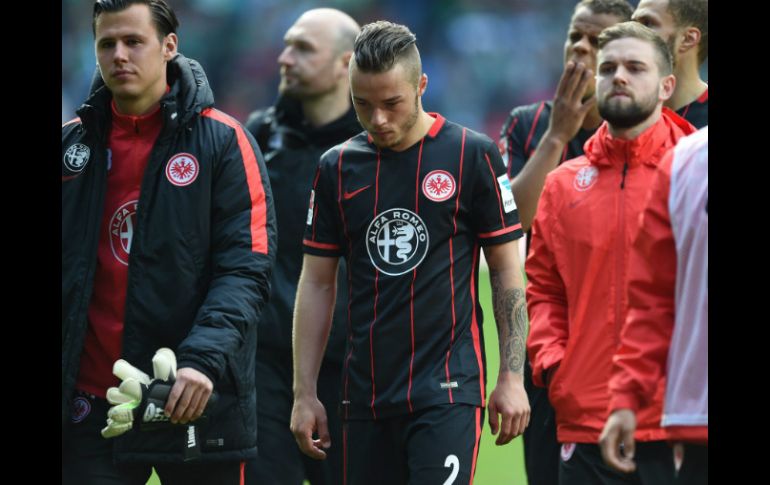 La victoria del Werder Bremen significa la permanencia a costa del Frankfurt, que tendrán una última oportunidad en el playoff. EFE / C. Jaspersen