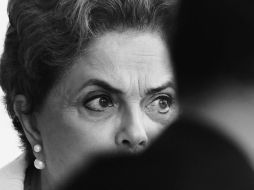 Rousseff y su mirada tras ser separada de su cargo como presidenta de Brasil por el senado durante 180 días. AP / ARCHIVO