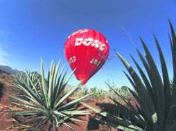 Entre los principales atractivos de Amatitán que se aprecian desde las alturas destacan el Volcán de Tequila y la barranca de Oblatos. EL INFORMADOR / R. Tamayo