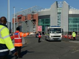 Las autoridades aseguran que están rastreando el estadio del Manchester United en su totalidad. AFP / O. Scarff