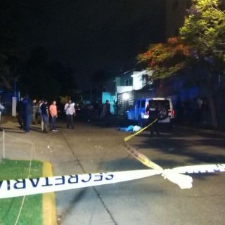 Escolta de Francisco Ayón frustra robo de camioneta