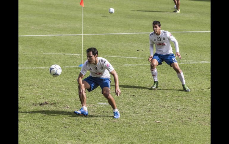La cuota de goles de los tres delanteros de área que probó Almeyda en el Clausura 2016 fue muy pobre. EL INFORMADOR / ARCHIVO
