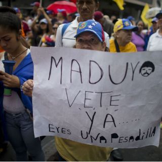 Oposición venezolana convoca marchas a favor de referendo
