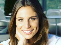 La publicación alcanza miles de 'me gusta' y comentarios de elogio hacia la periodista. INSTAGRAM / @lucia_villalon