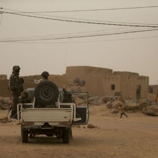 Fallecen cinco 'cascos azules' tras emboscada en Mali