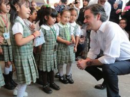 ''Vamos a aplicar sin ninguna consideración y sin ninguna restricción la ley'', sentencia el secretario de Educación. TWITTER / @aurelionuno