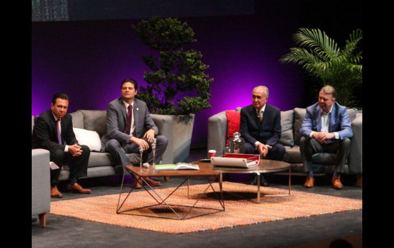 En el foro político de Emprendiendo Jóvenes participan Pablo Lemus, Alfonso Martínez, Ferriz de Con y Jorge Castañeda. EL INFORMADOR / R. Tamayo