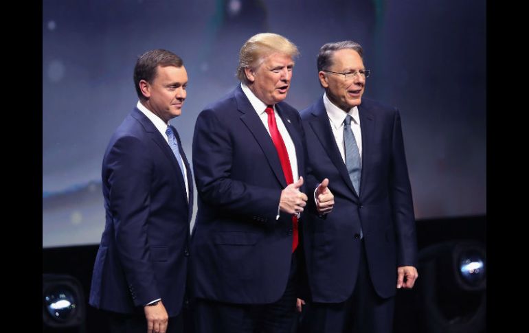 Trump multiplicó sus promesas a los militantes tras llamar a Clinton ''deshonesta candidata anti armas''. AFP / S. Olson