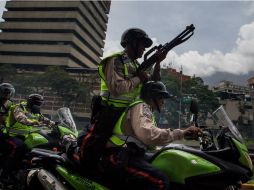 Las sedes de la CNE han sido lugar de manifestaciones de quienes piden proceso de referendo contra Maduro. EFE / ARCHIVO