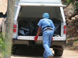 Este lunes, inició la reinhumación de los más de 100 cuerpos encontrados en Tetelcingo, Morelos. EFE / ARCHIVO