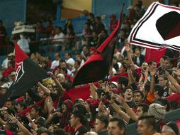 Ante esta situación, seguidores del equipo ya habían demostrado su molestia en el último partido del Clausura 2016. EL INFORMADOR / ARCHIVO