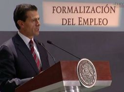 Con los Convenios de Acciones para la Formalización se incrementará el número de empleo formal, apunta el Mandatario. TWITTER / @PresidenciaMX