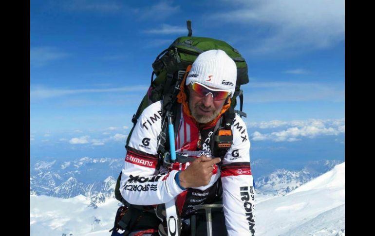 Se informa que el empresario no ha podido bajar debido a que su salud se ha visto mermada. FACEBOOK / Mayte Romanos