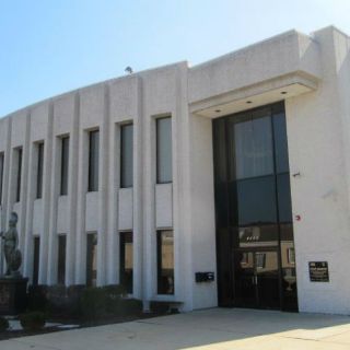 Diputados atoran venta de Casa Jalisco en Chicago