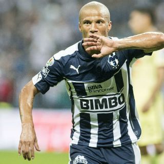 Carlos Sánchez confirma su ausencia ante Pachuca