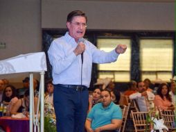 El candidato del PAN, José Rosas Aispuro, se ve envuelto en un escándalo de redes sociales. TWITTER / @AispuroDurango