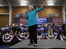 Clinton además criticó la indisposición del multimillonario a hacer públicas sus declaraciones de impuestos. AFP / J. Sullivan