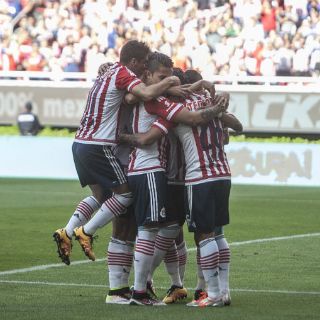 Chivas, a la búsqueda de un #9