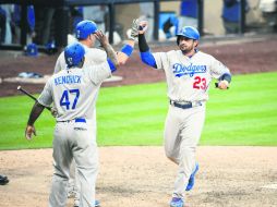 Los actuales números del “Titán” González lo postulan como el mejor mexicano a la hora de estar en la caja de bateo. AP /