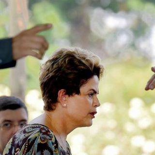 Aplazan aprobación de calendario del juicio a Rousseff