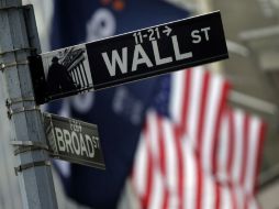 El mercado neoyorquino opera con alzas tras el repunte de los precios del petróleo, ahora abre con pocas ganancias. AP / R. Drew