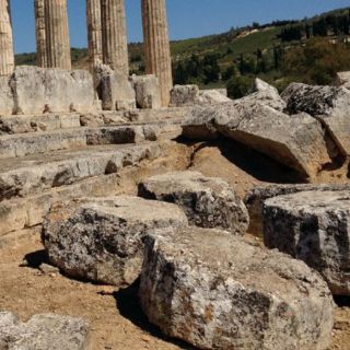 Arqueólogos griegos creen haber hallado la tumba de Aristóteles