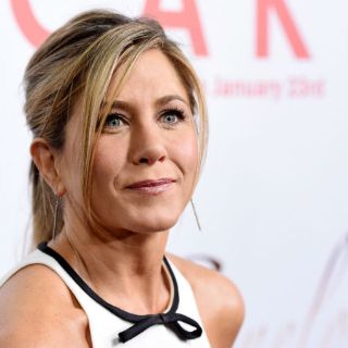 Jennifer Aniston anuncia la muerte de su madre de 79 años